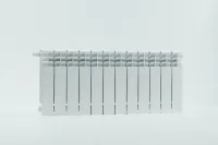 Радиатор биметаллический секционный 350/100/12 нижнее правое подключение Русский Радиатор RRC350*100BM12NP